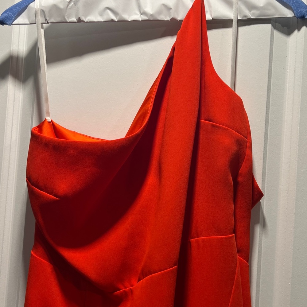 Revolve Lovers & Friends Lazo Midi - Picture 2 of 4